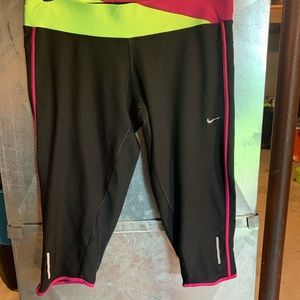 Nike dri-fit capris